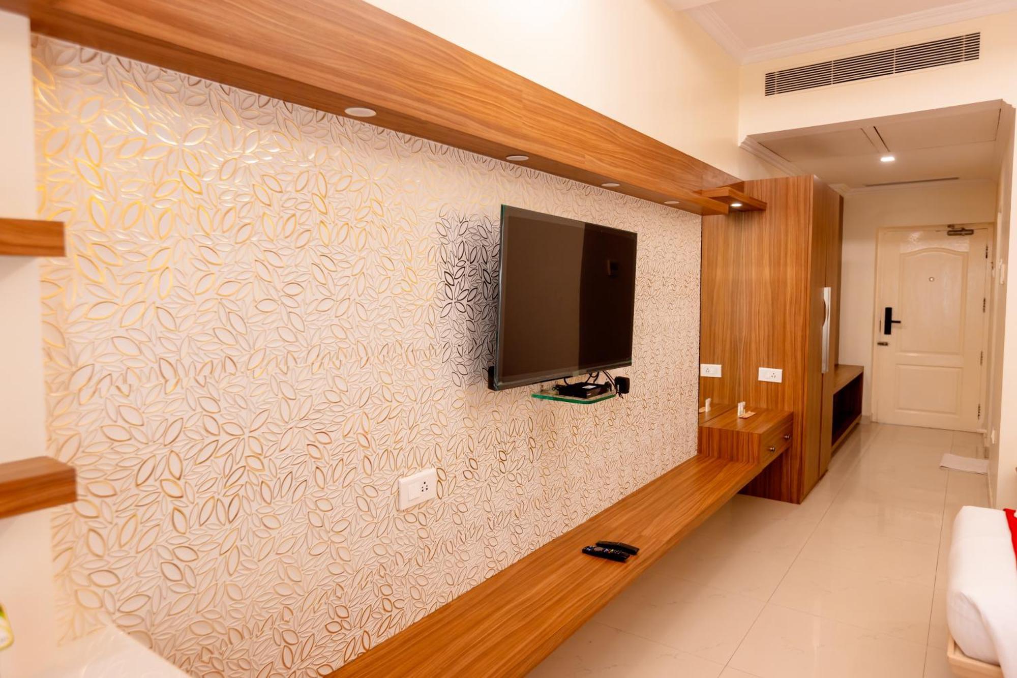 Hotel Dsf Grand Plaza Thoothukudi Exterior foto